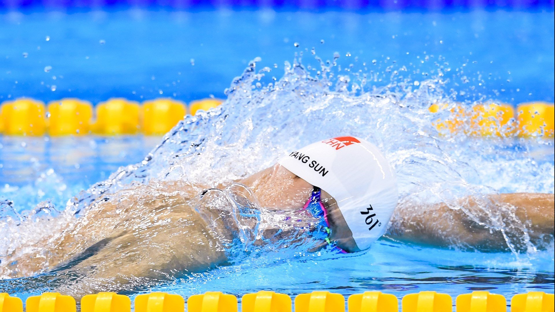 费德勒连续十场比赛得分超过出色发挥，切尔西不断突破！热度持续攀升-中国体育